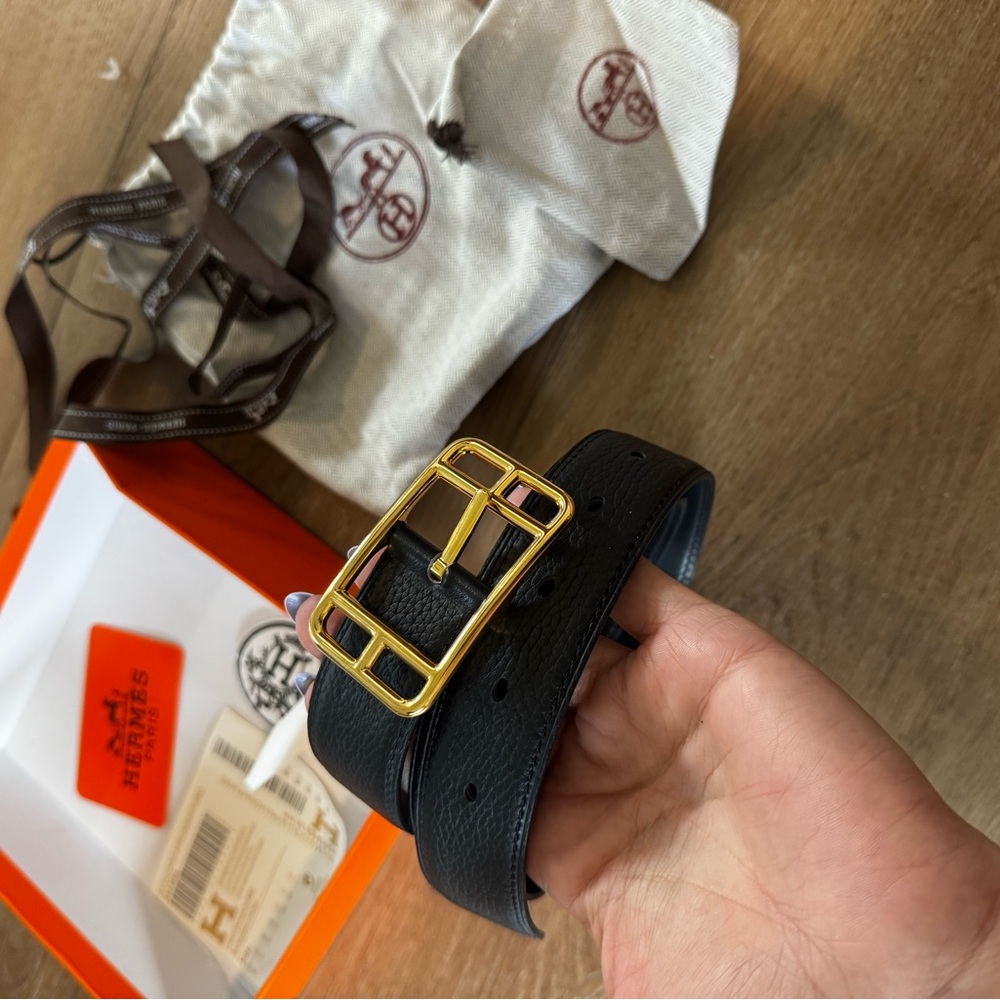 95 cm Black Hermes Leather Belt with Gold Buckle